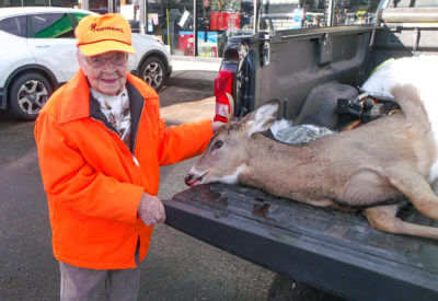 Making History: This First-Time Hunter is 104 Yrs Old!