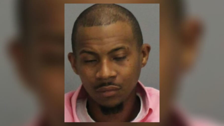 Georgia Deliveryman Fights 'Short Gun Battle' During Hardee's Armed Robbery, Wounds Perp