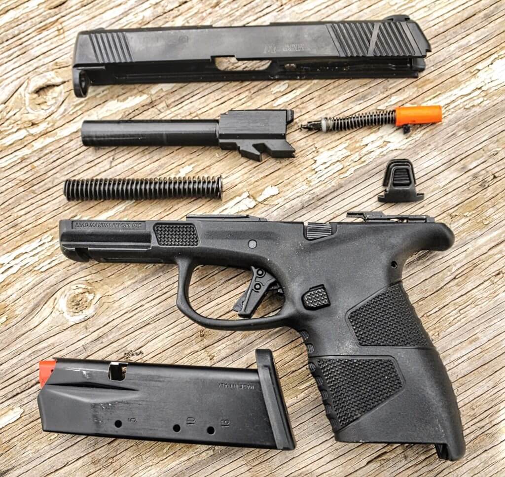 Mossberg's Higher Capacity Solution to Personal Defense: The Slim MC2c Pistol - Full Review - SHOT Show 2020