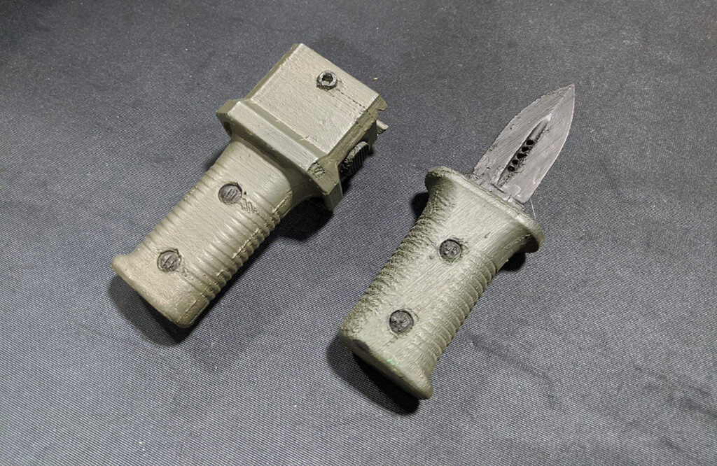 The Modern Bayonet: 'GripKnife' is a Foregrip and Knife in One – SHOT Show 2020