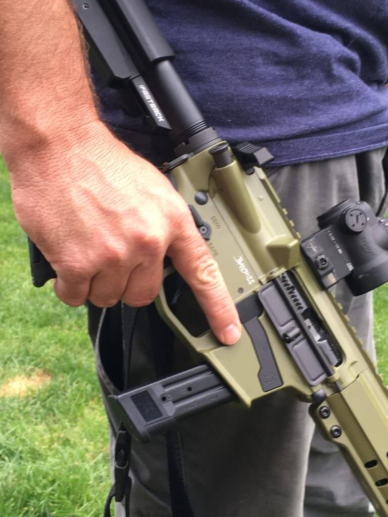 CMMG MK 17 Takes P320 Magazines?