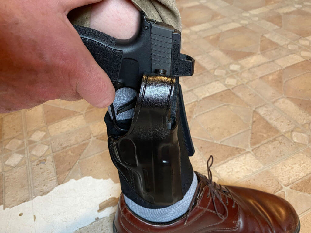 Review: Galco’s Ankle Glove for the Sig P365XL 9MM