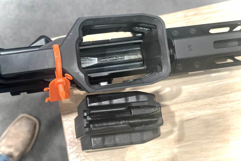 Quattro-15?! The Quad-Stacking Magazine and Lower by Desert Tech -- SHOT Show 2022