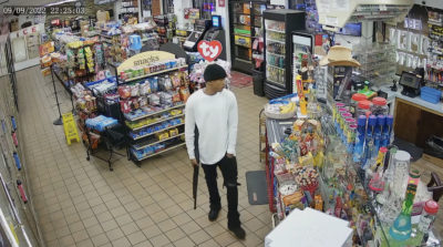 WATCH: Armed Store Clerk Convinces Shotgun-Wielding Suspect to Leave