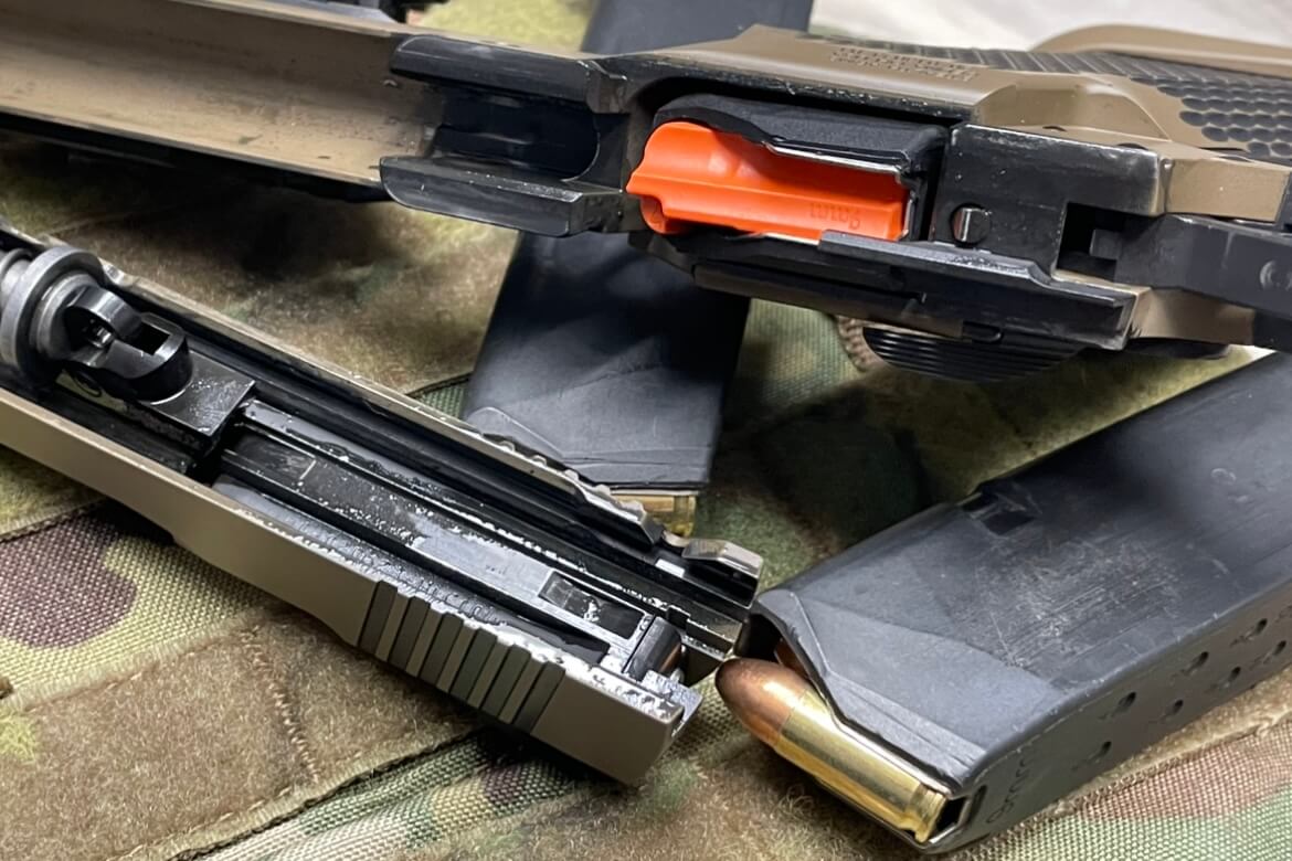 Review 1911 That Takes Glock Mags?! Meet the Stealth Arms Platypus