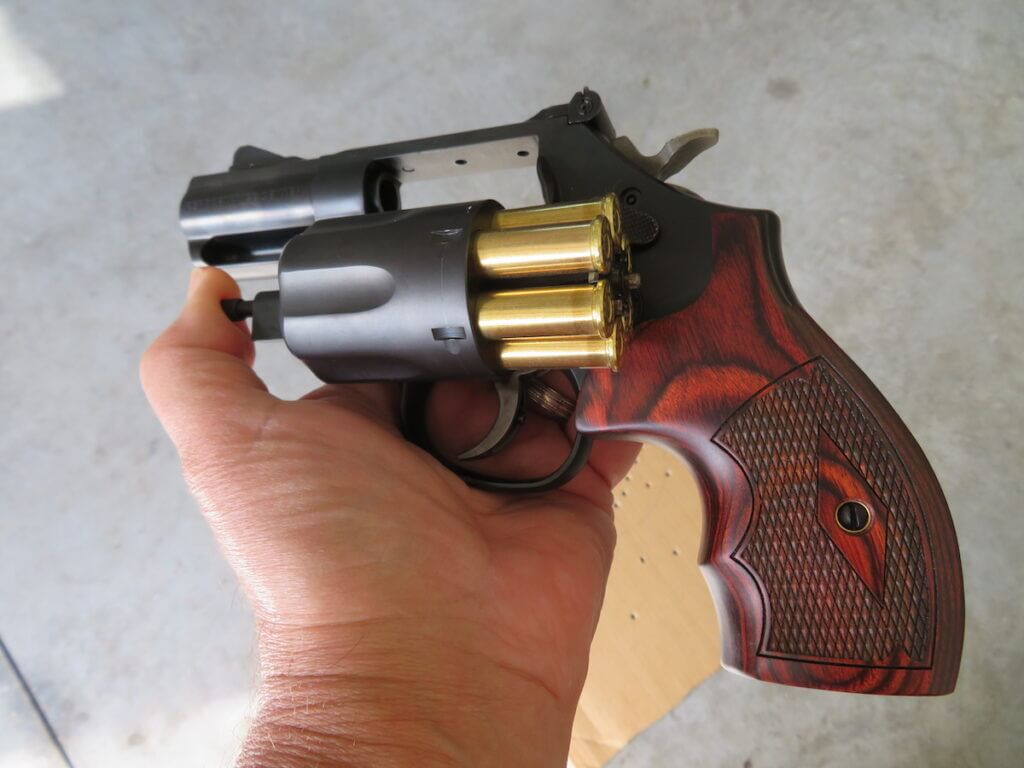 Ejecting shells from Model 19 Carry Comp