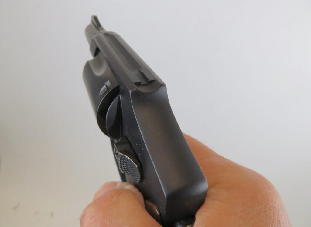 S&W DAO revolver