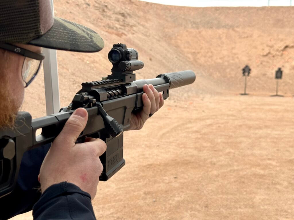 The author shoots the Solus in 8.6 Blackout while at the gun range.