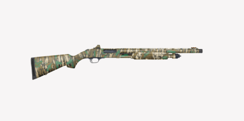 A mossberg shotgun.