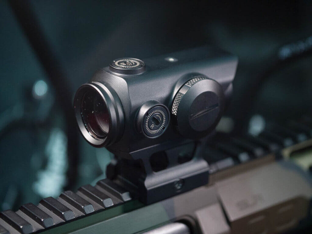 Close up view of the ERD 2 on the rail of an AR.