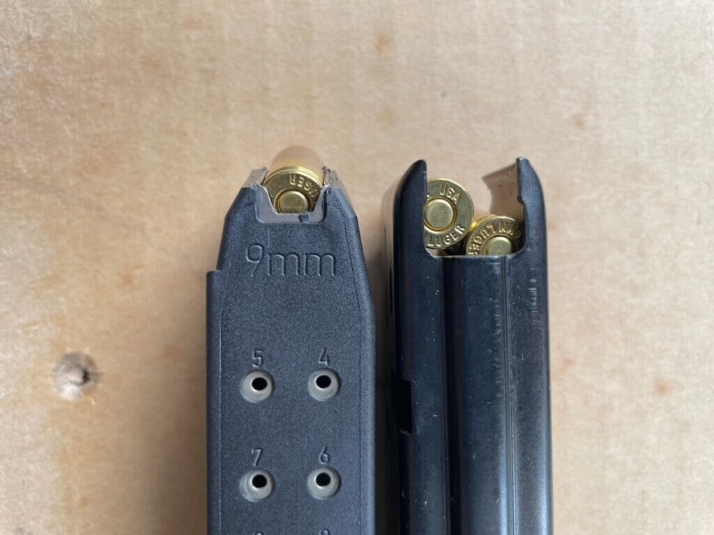 glock magazine feed from the center, colt magazines feed from a double stack