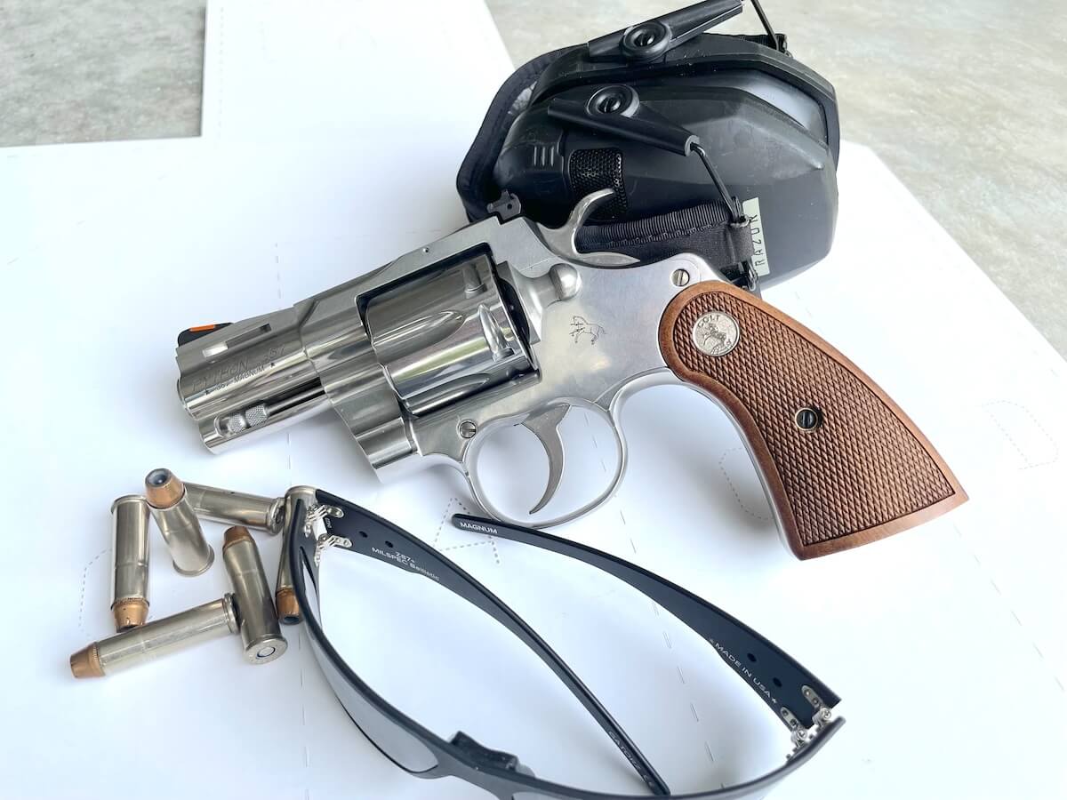 Colt Python Review: 2.5 Inch Snub-Nose Classic