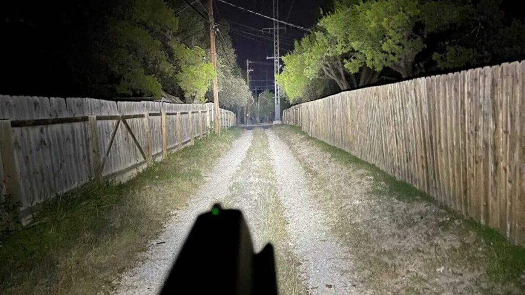 Streamlight weaponlight down an alley