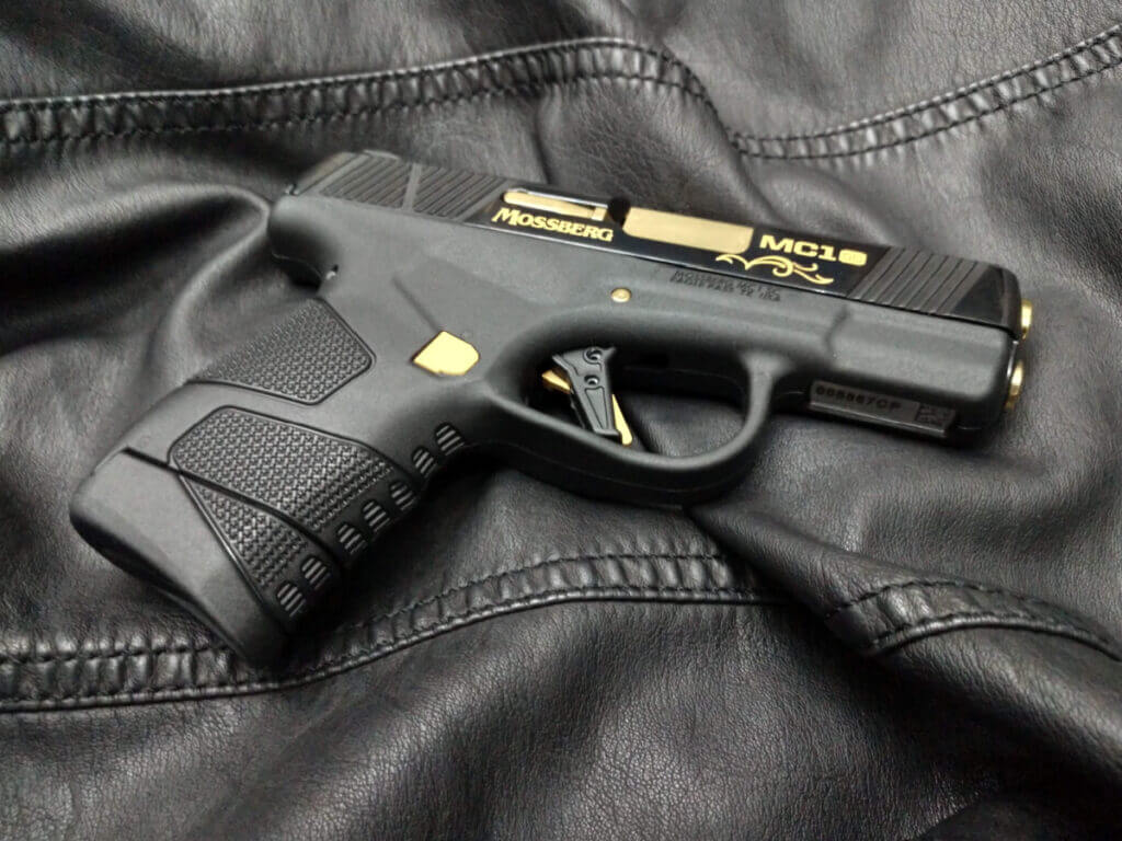 mossberg pistol