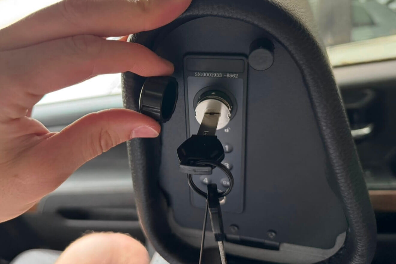 physical key in case batteries die