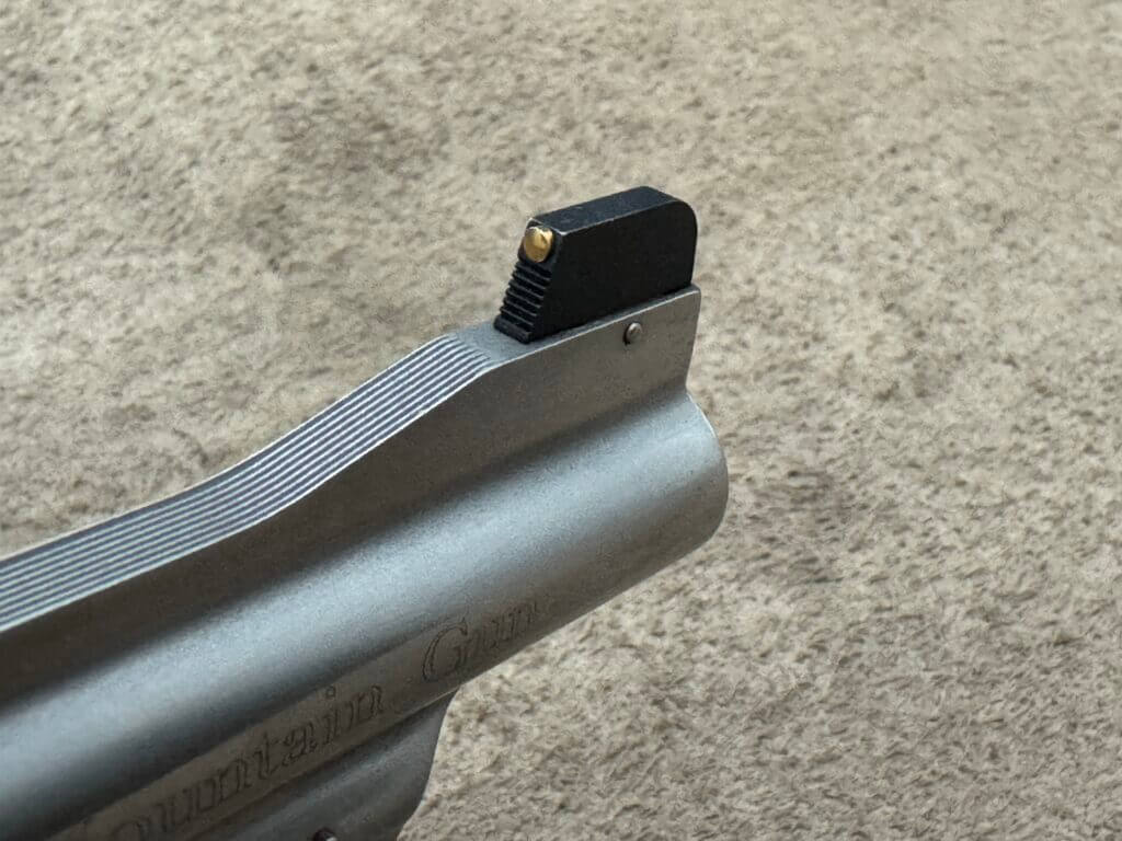Patridge gold bead front sight on the S&W 629 Mountain Gun close up