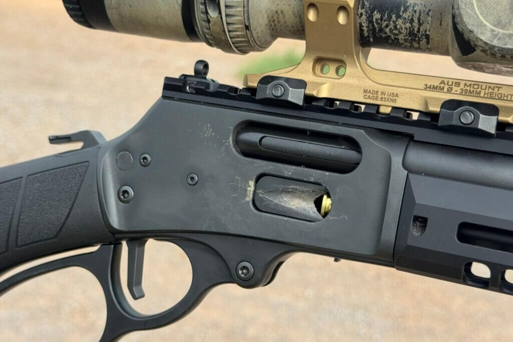 Stealth Hunter rifle loading port 