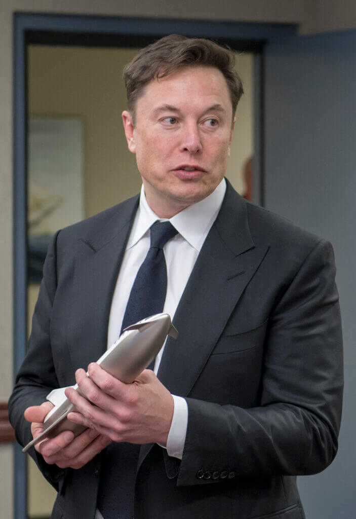 Elon Musk visit public domain comparison to powerful eccentrics in Rickover narrative