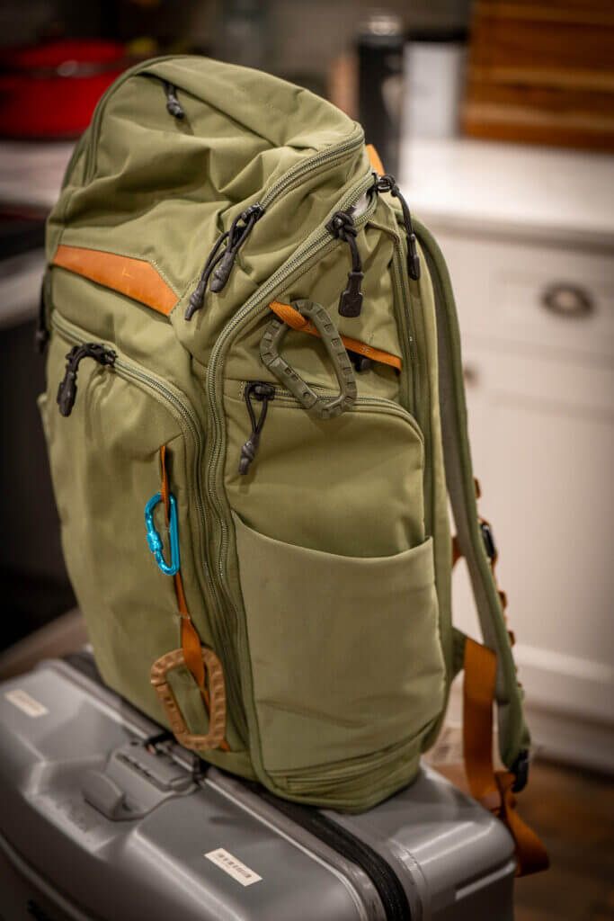 Vertx Gamut 32L concealed webbing tie-down points on rear panel