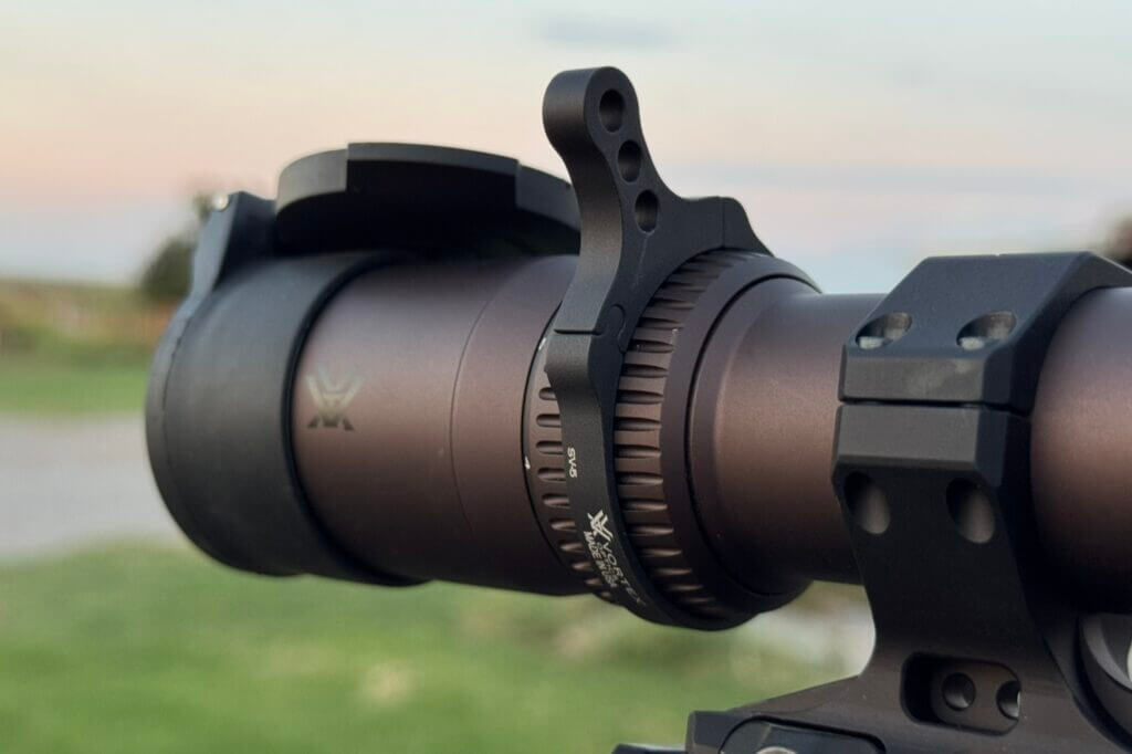Throw lever included with the Vortex Razor HD Gen III 4-24x44 FFP magnification ring