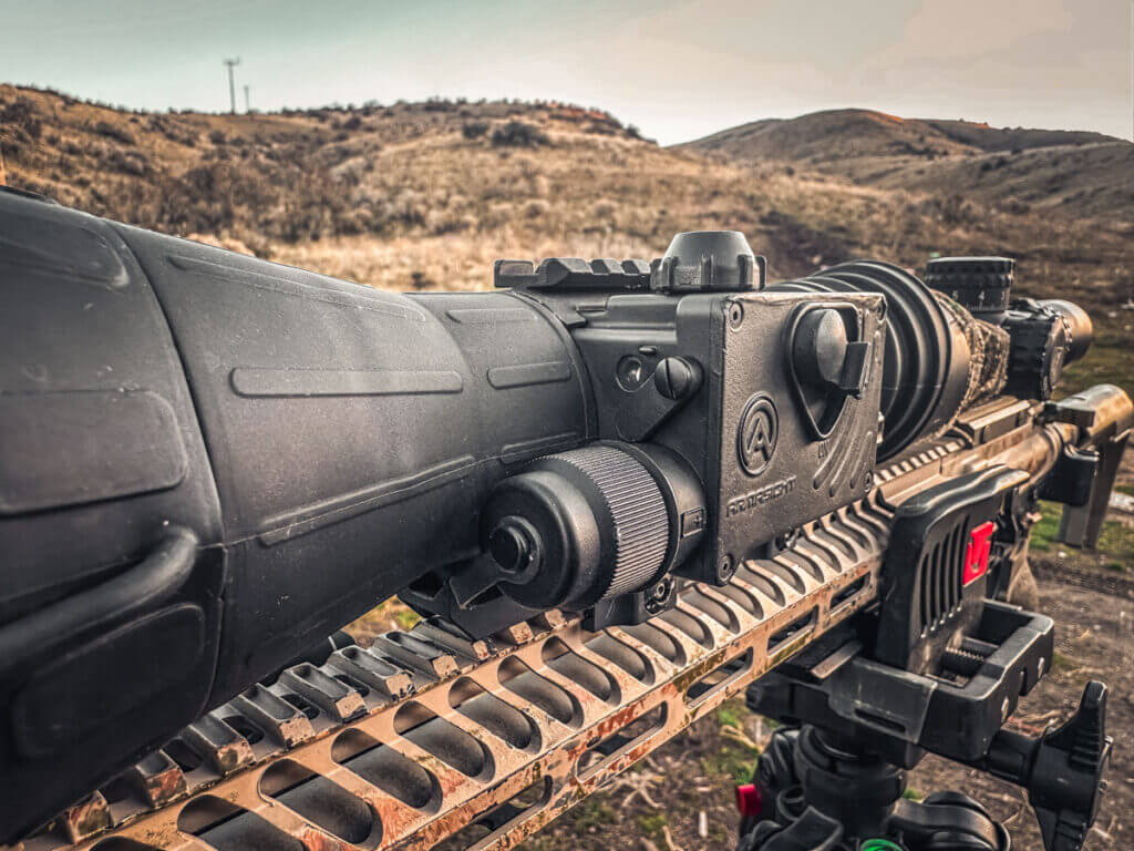 Armasight CO-LR battery compartment with CR123A battery installed for 45 hour runtime