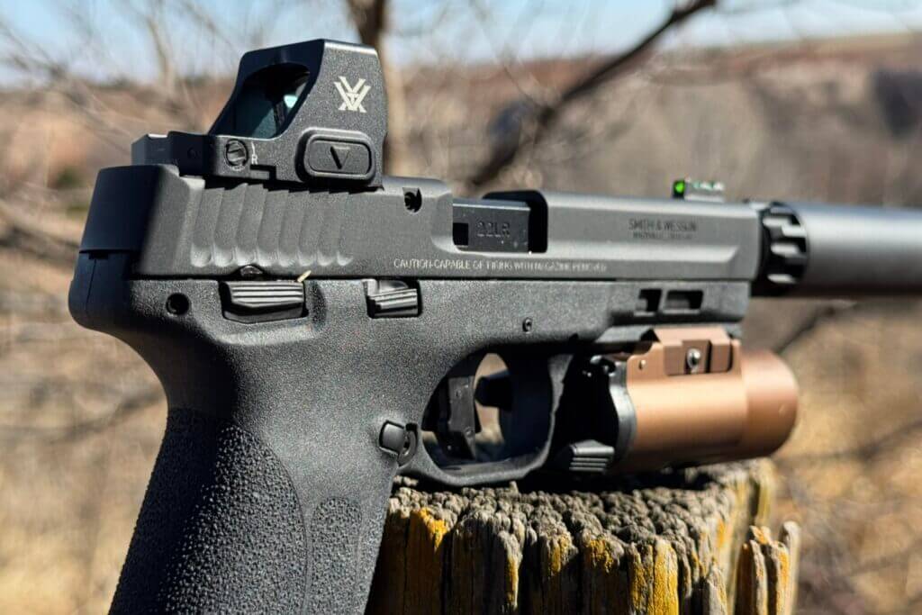 M&P22X left side controls showing ambidextrous safety and slide catch