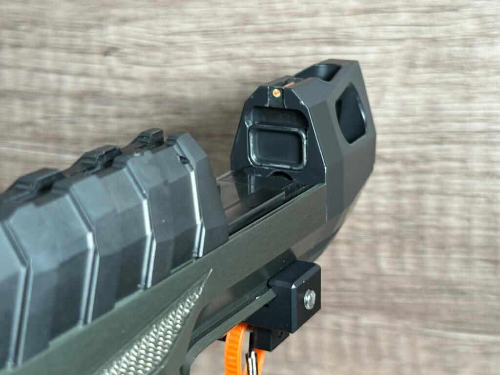 Closeup of the muzzle and how it ataches.