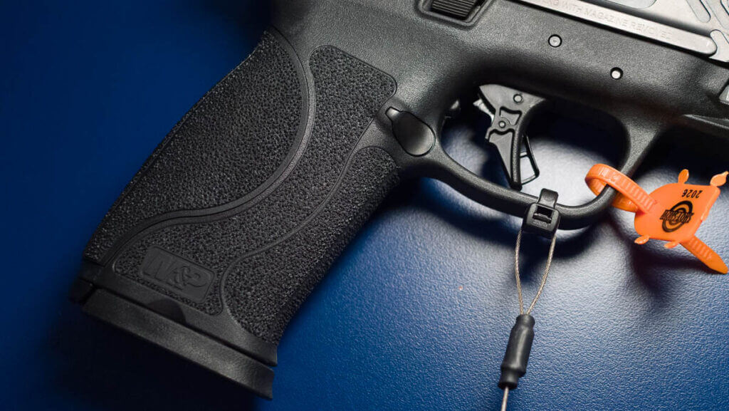 close up view of the right side of the grip and trigger.