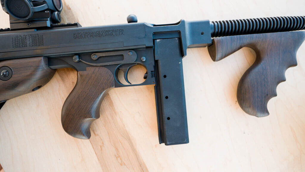 Close up of the right side of the receiver with the gun pointing to the right.