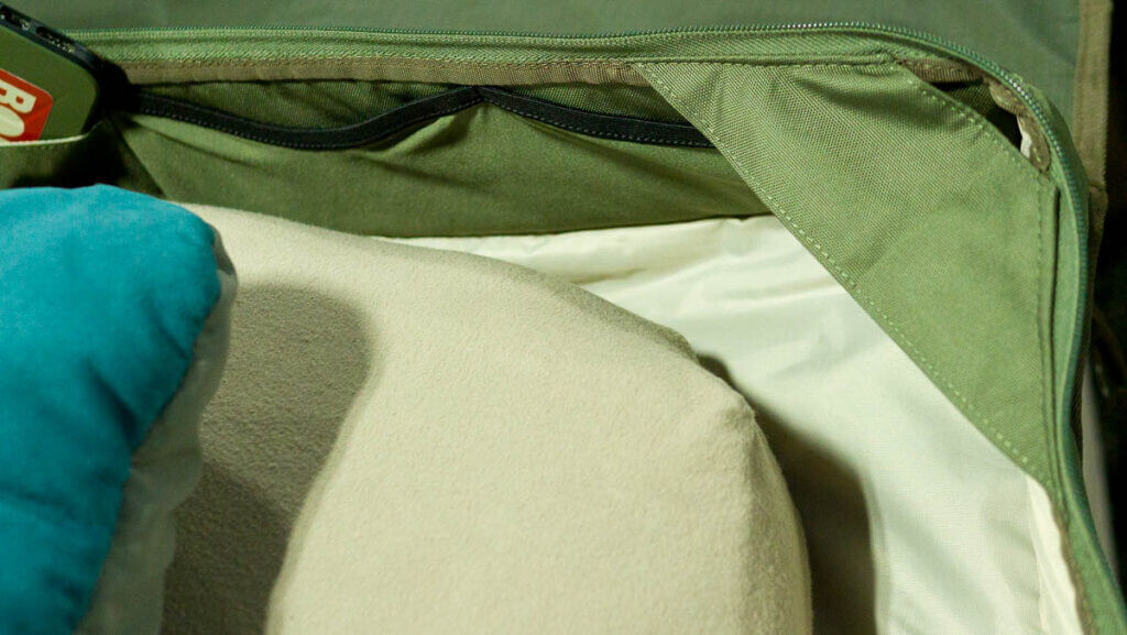 Close up of the interior corner of the bedrool.