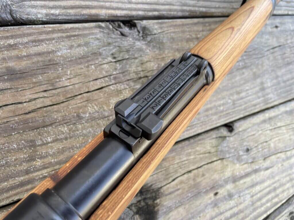 Rear sight of Mauser 98k with V-notch and glare-reducing cut