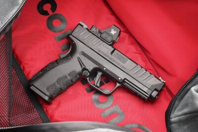 The XD Mod 4 OSP over a red background.