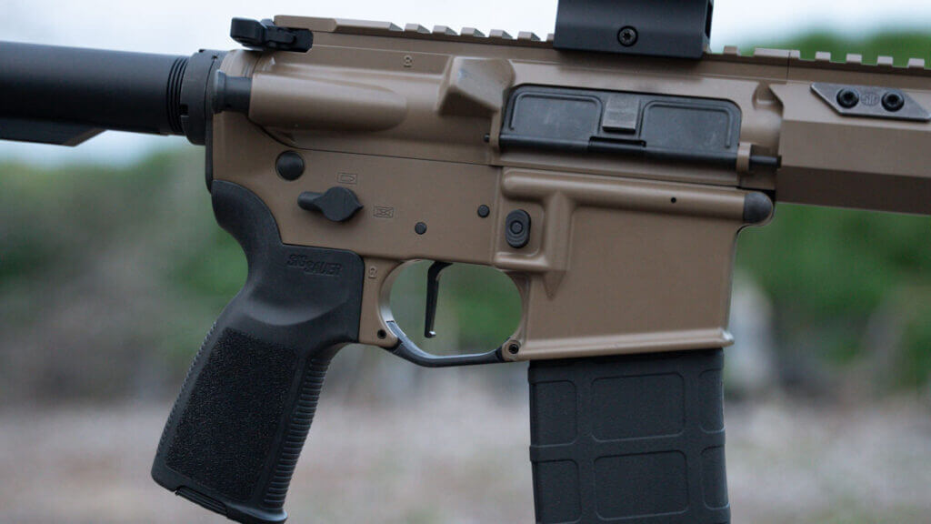 Ambidextrous safety selectors and fully ambidextrous magazine release on the SIG Sauer M400 Forge