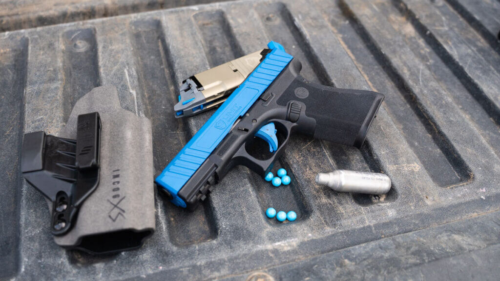 Unit 9 Compact training pistol reviewed as a Glock 19-style non-lethal CO2 pistol