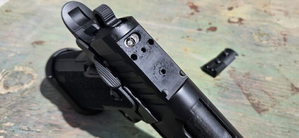 RMSc optics cut on the EAA Witness2311 CMXX slide