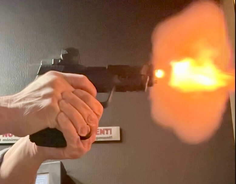 Firing the Smith and Wesson M&P 2.0 10mm with Underwood 220 grain Hard Cast ammunition