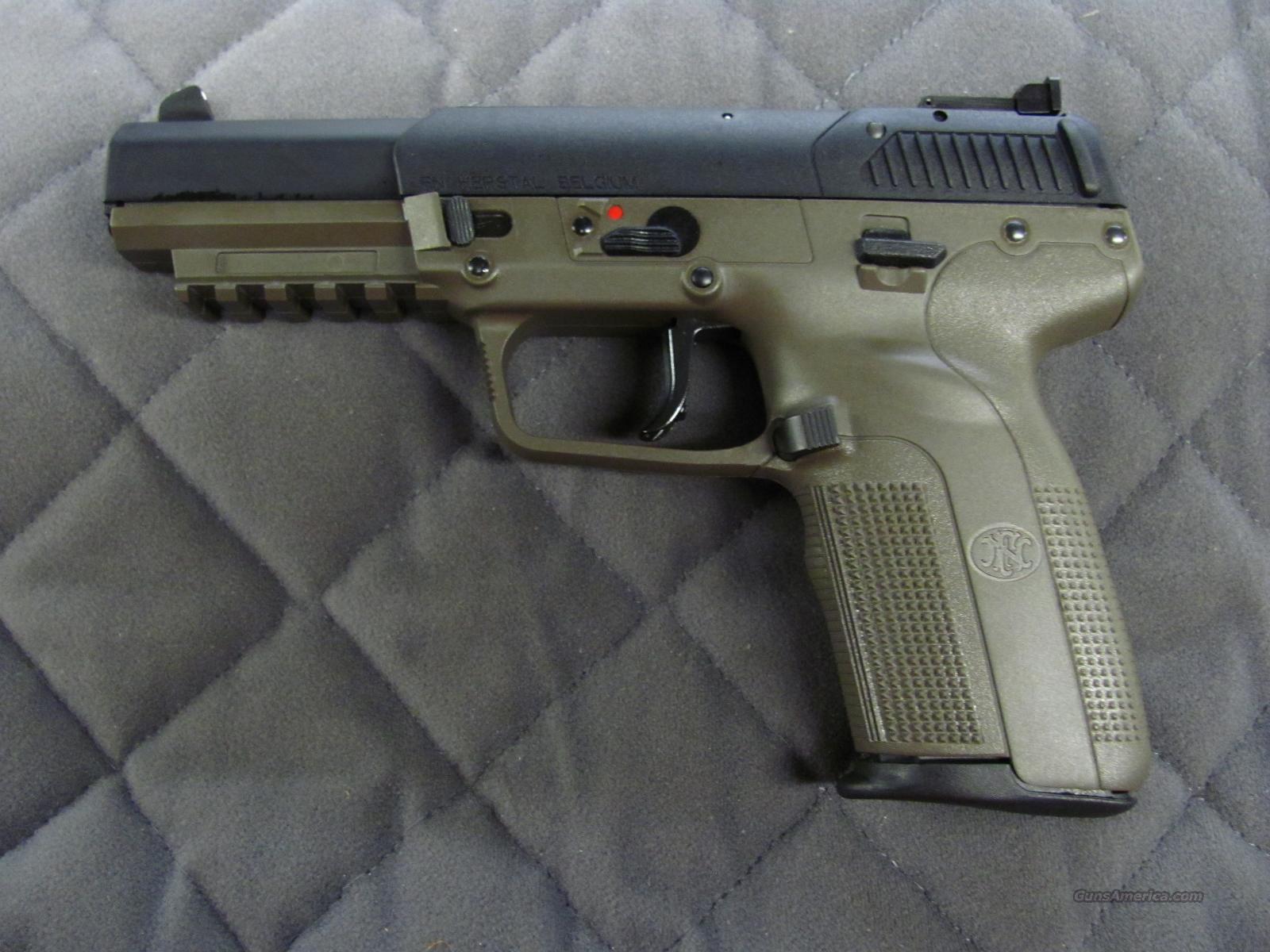 2 5 7 мм. FN 57 пистолет. ФН Файв Севен. Пистолет FN Five-Seven. Five Seven пистолет Калибр.