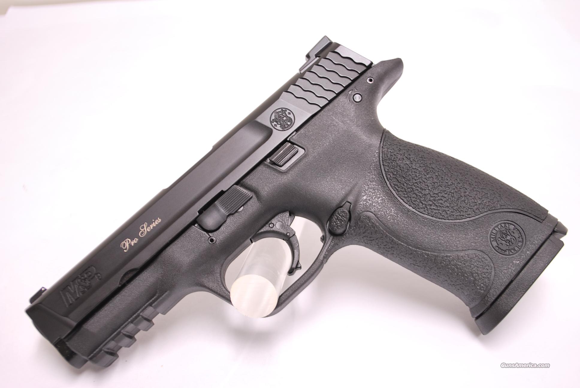 Smith and Wesson M&P9 Pro Series NEW 9mm Nite S... for sale