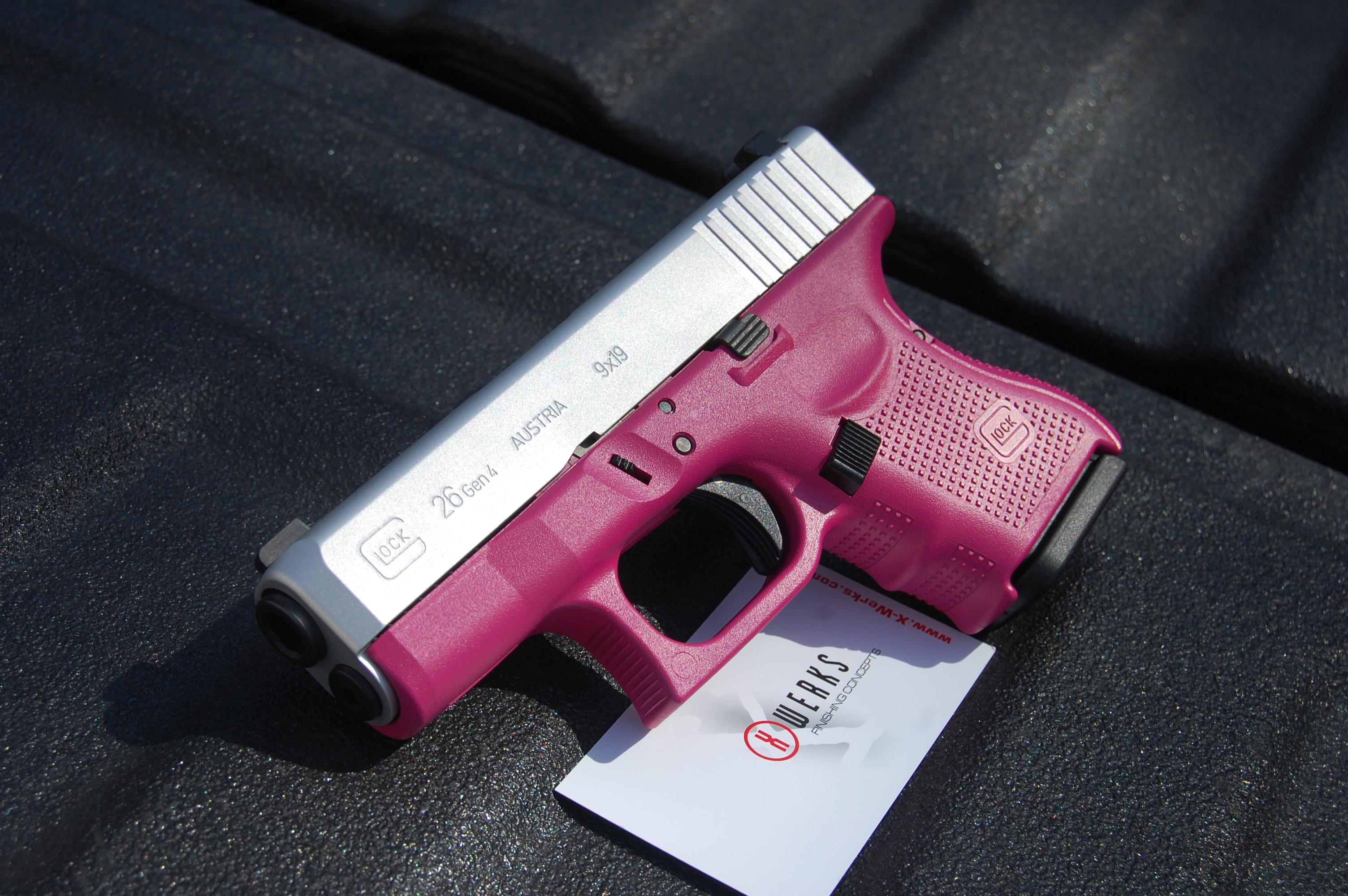 X-Werks Glock 26 G4 9mm Raspberry Pink / Satin A