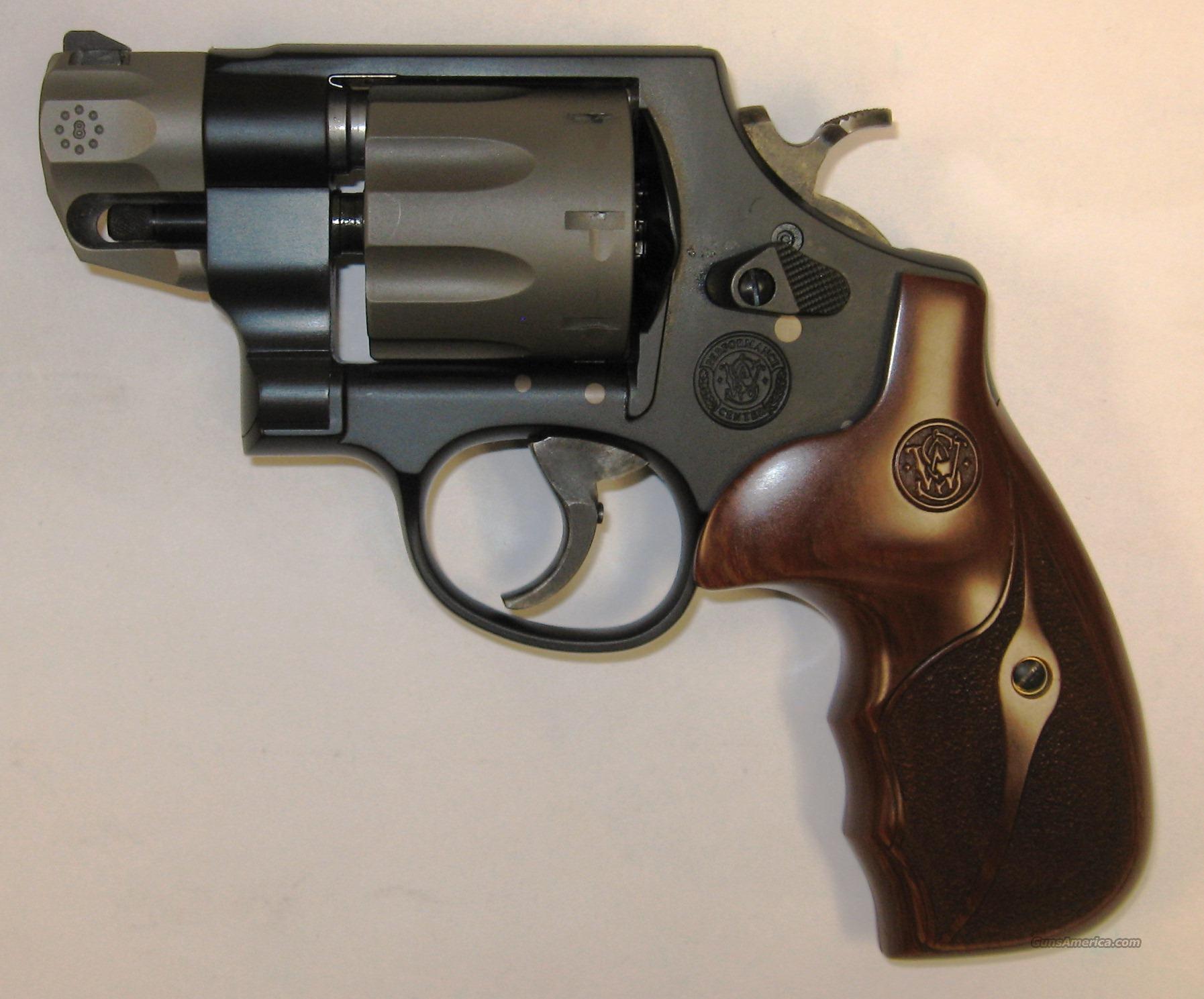 Smith & Wesson 327 Performence Center .357 Magn... for sale