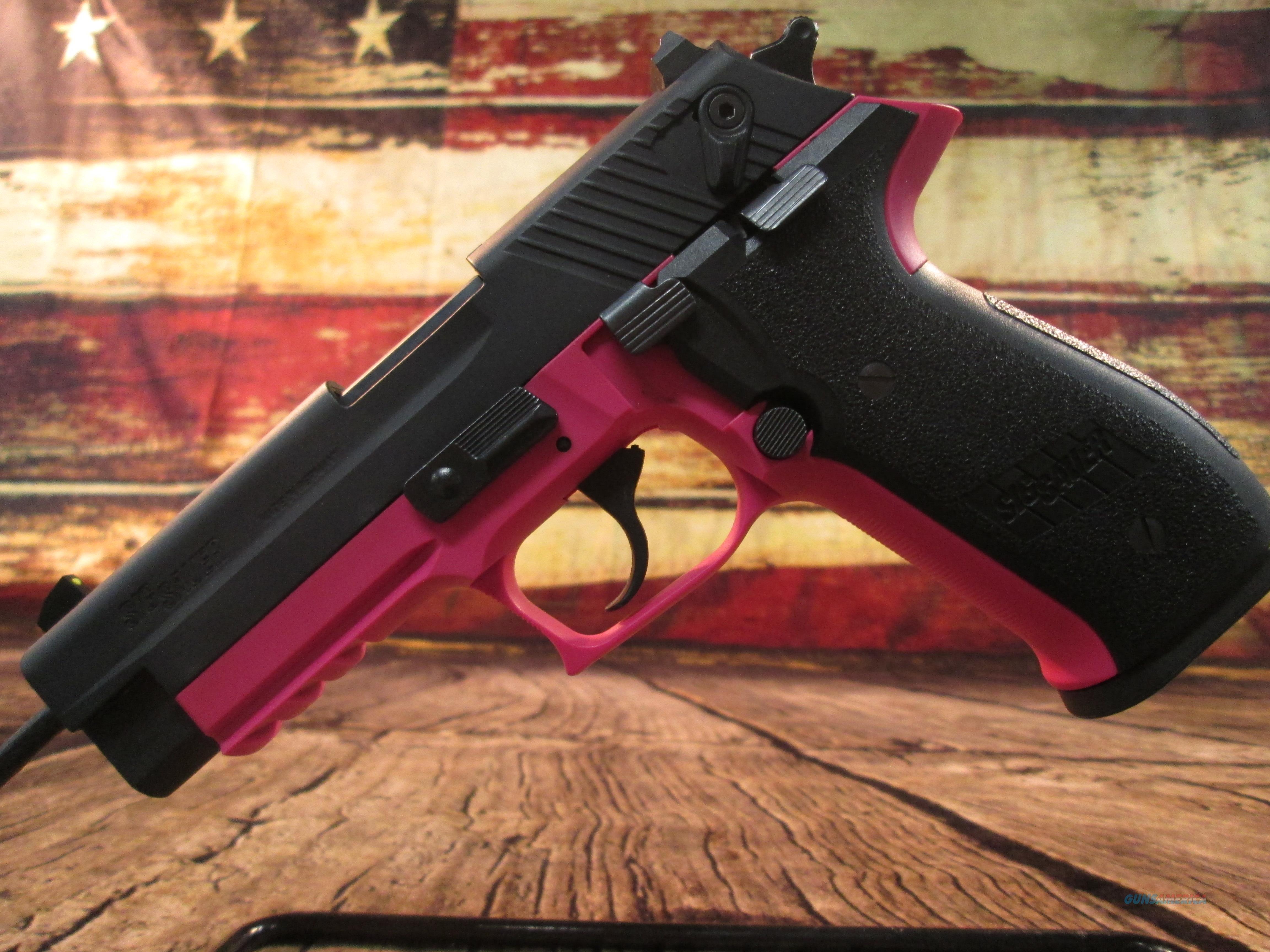 SIG SAUER MOSQUITO PINK .22 LR USED (62891) for sale
