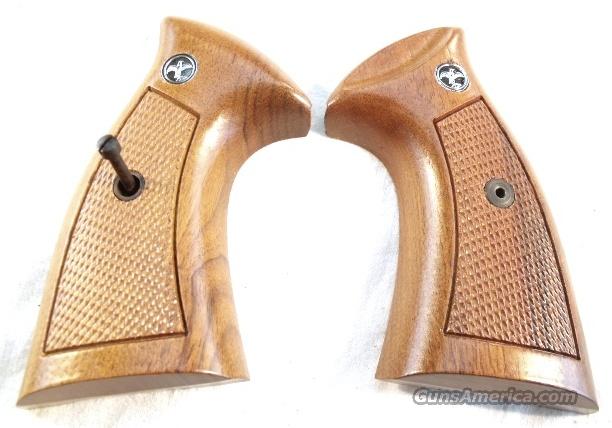 Grips Ruger Security Six Target Walnut Sile New... for sale